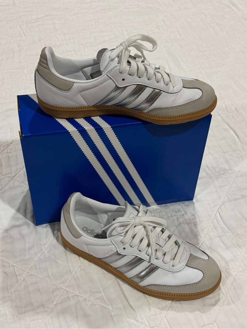 adidas Classic Low-Top Sneakers in White & Silver